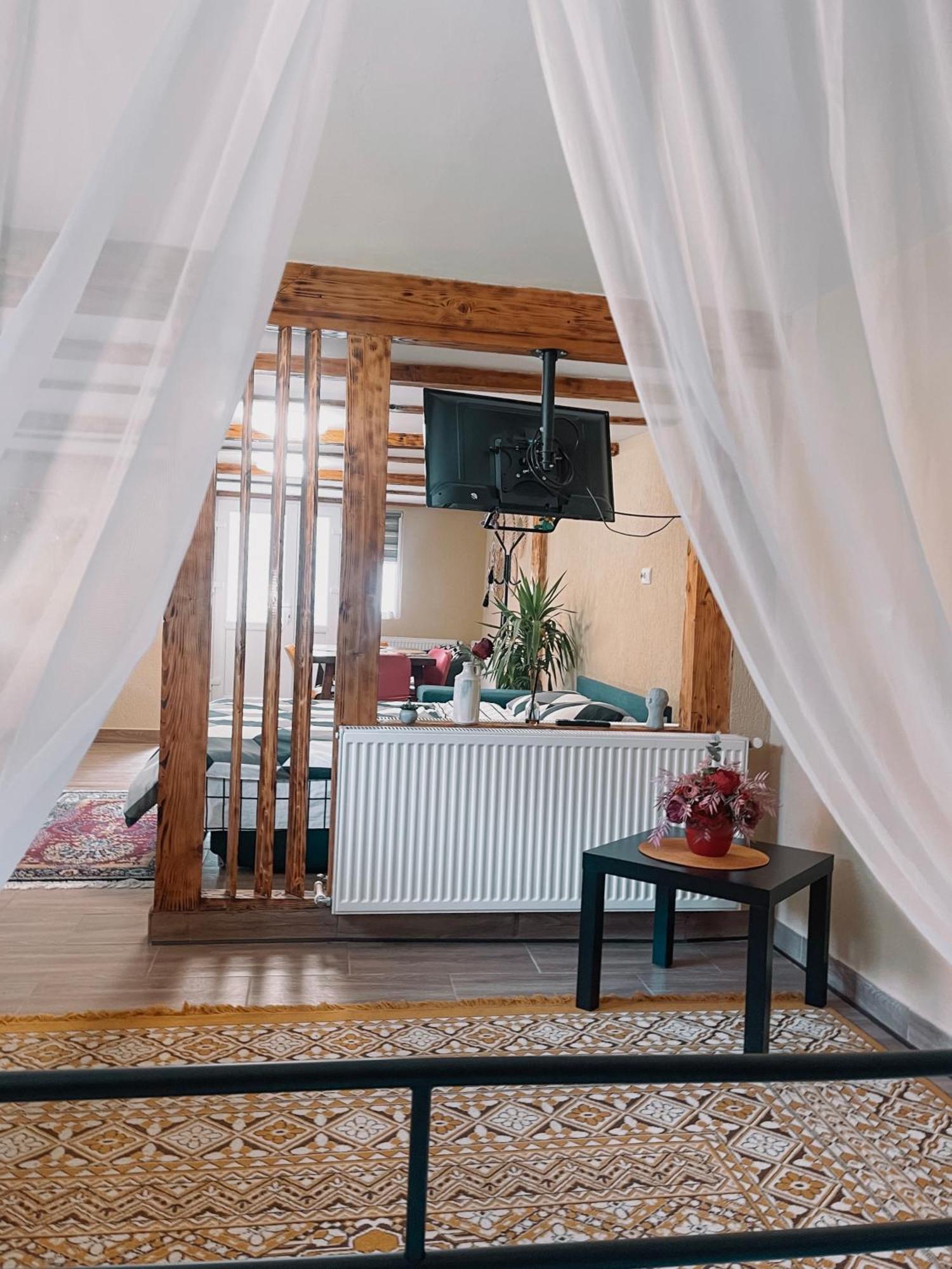 Apartmán Yard Studio Rasnov Exteriér fotografie